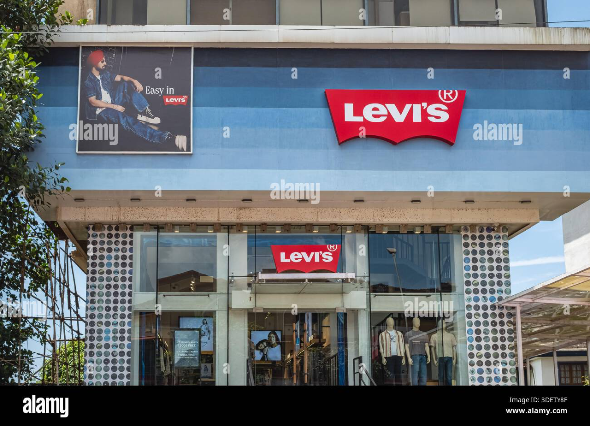 Levi's new outlets
