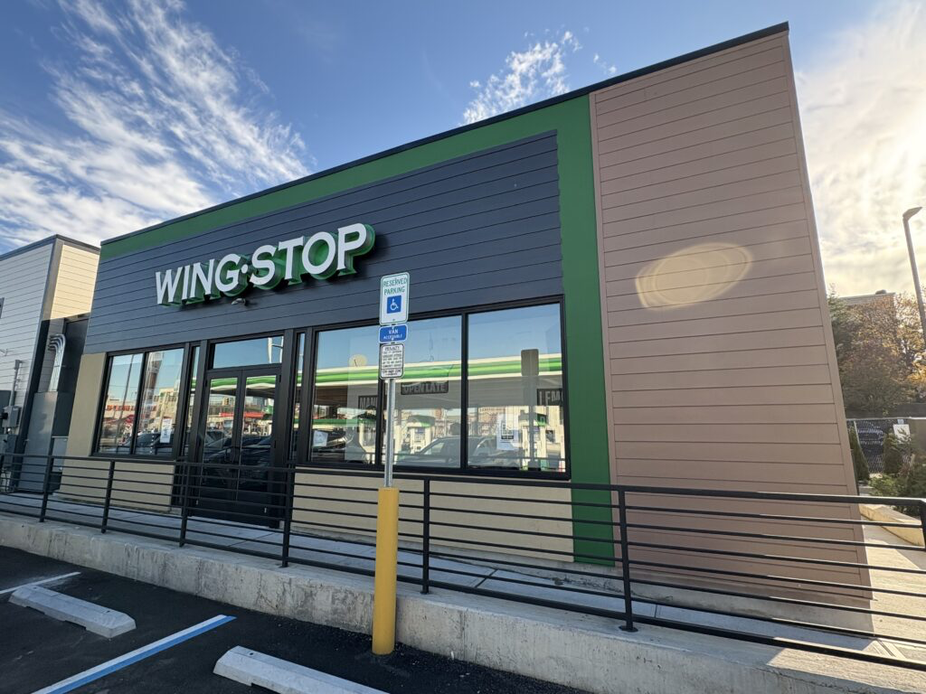 Wingstop new outlets