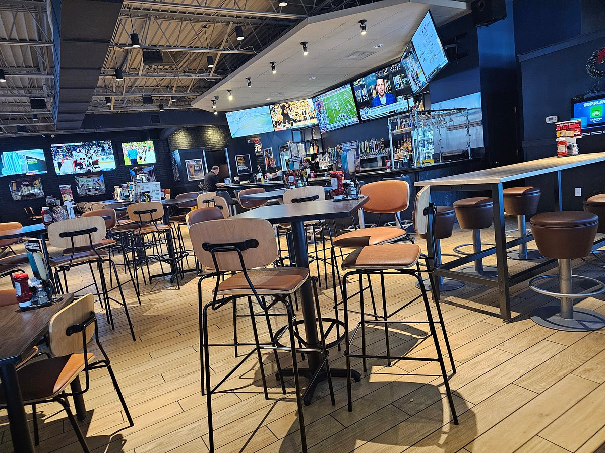 Buffalo Wild Wings design & decor