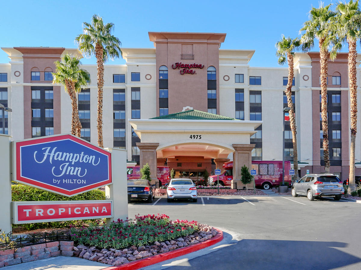 Hampton Inn new outlets