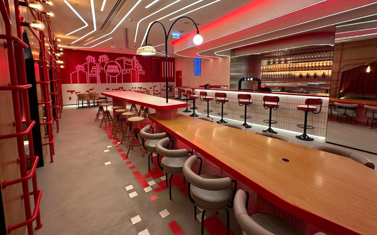 Five Guys design & decor