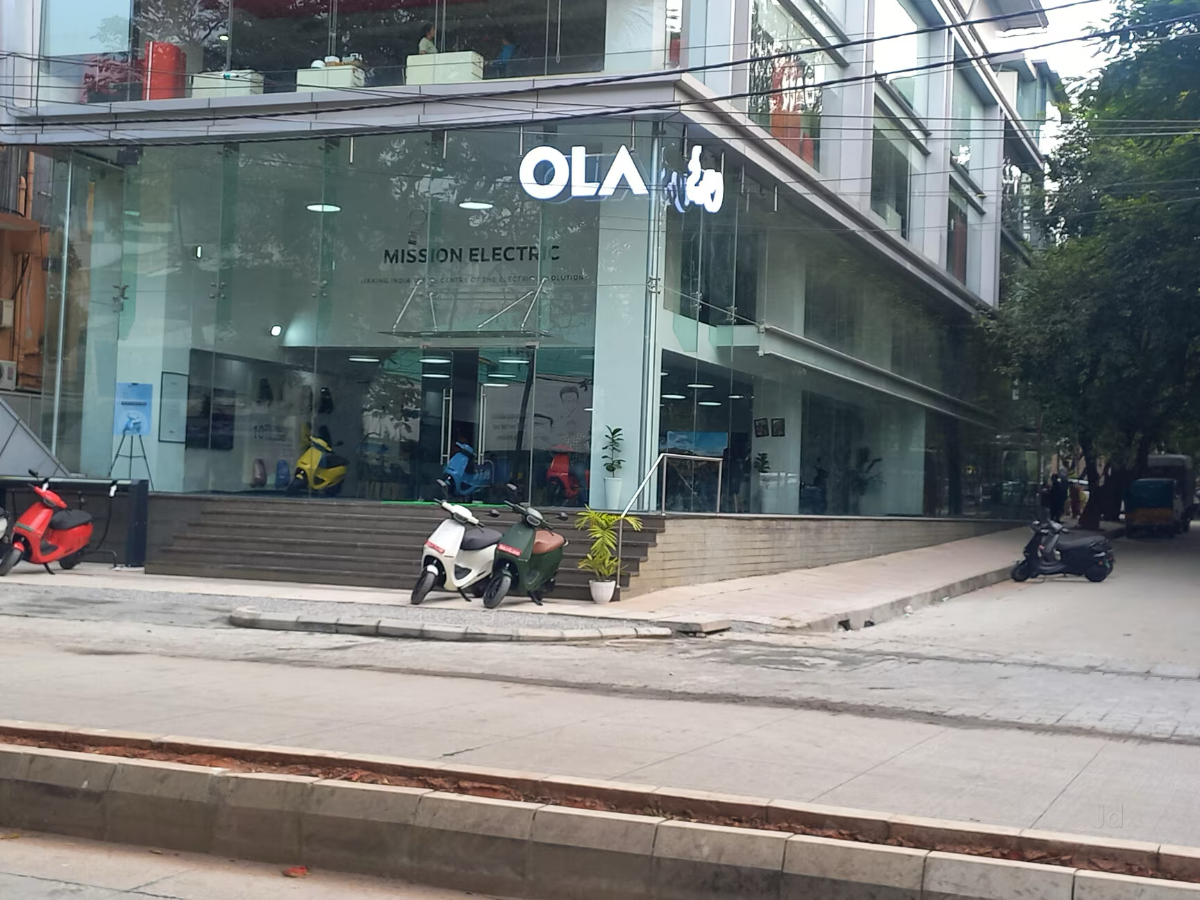 Ola Electric new outlets