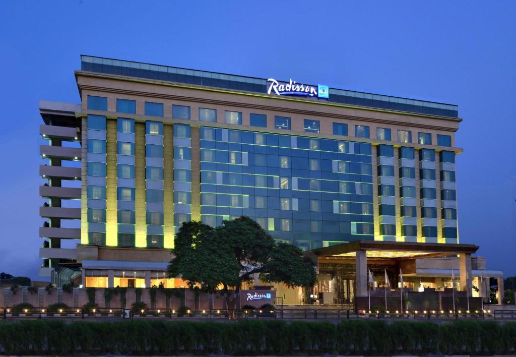 Radisson Hotel Group new outlets