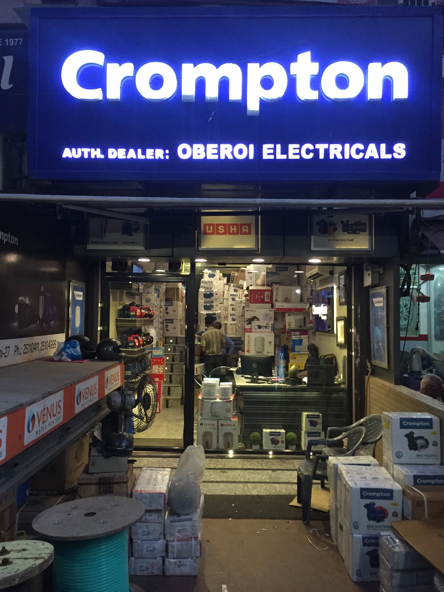 Crompton design & decor