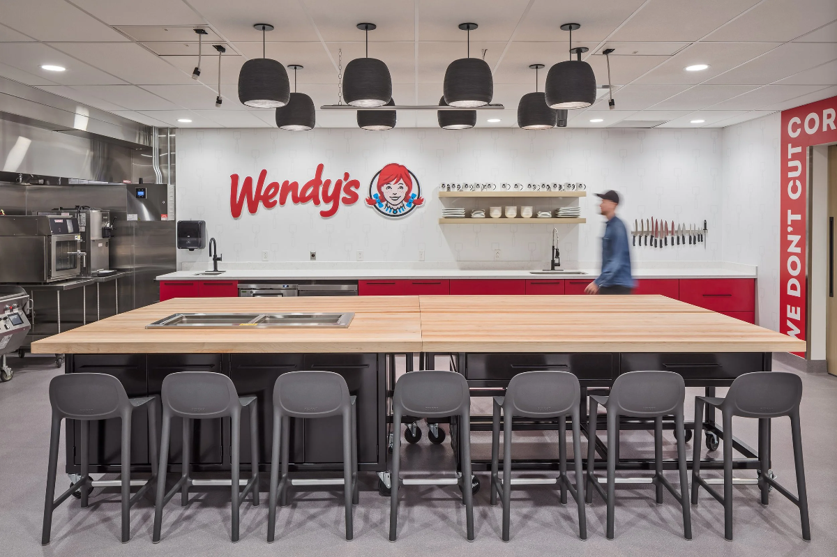 Wendy's design & decor