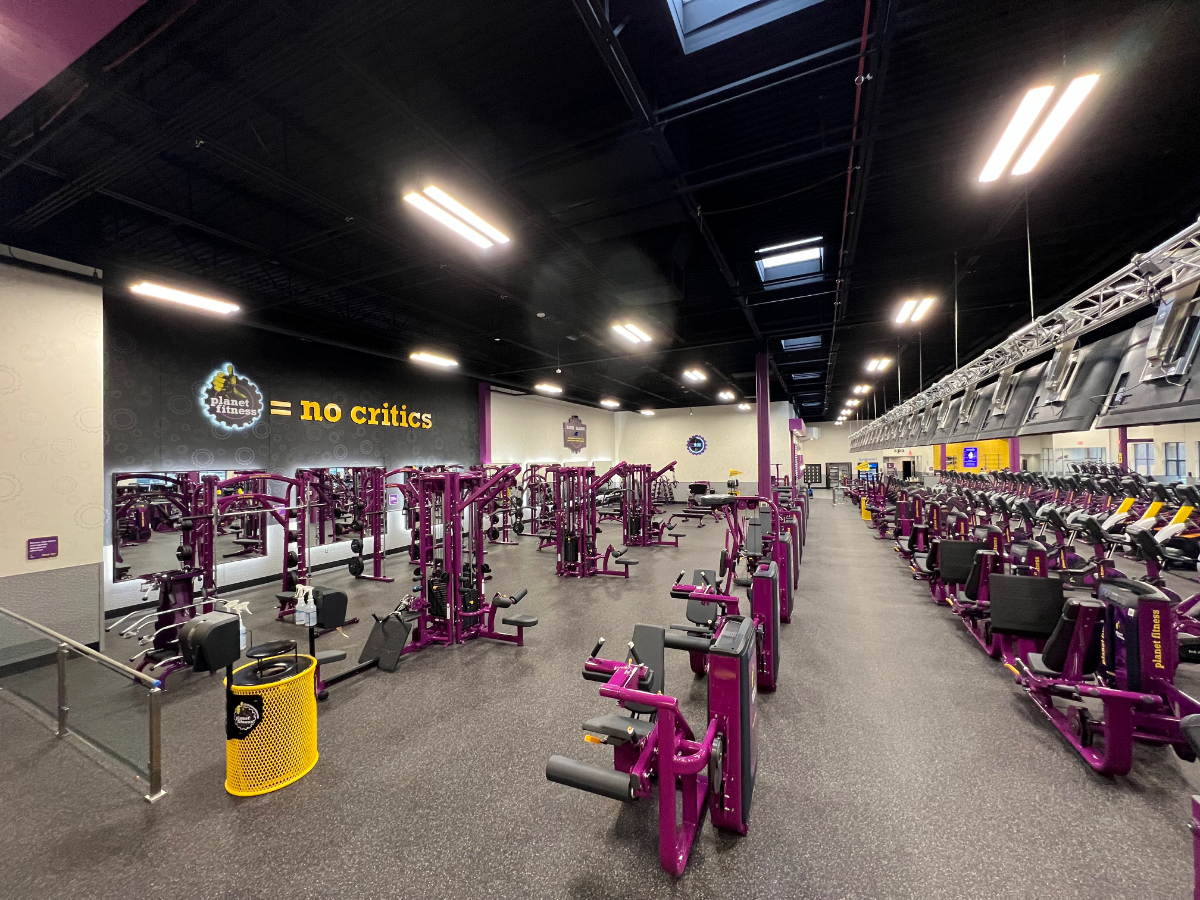 Planet Fitness design & decor
