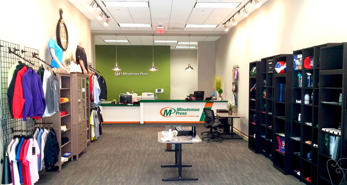 Minuteman Press design & decor