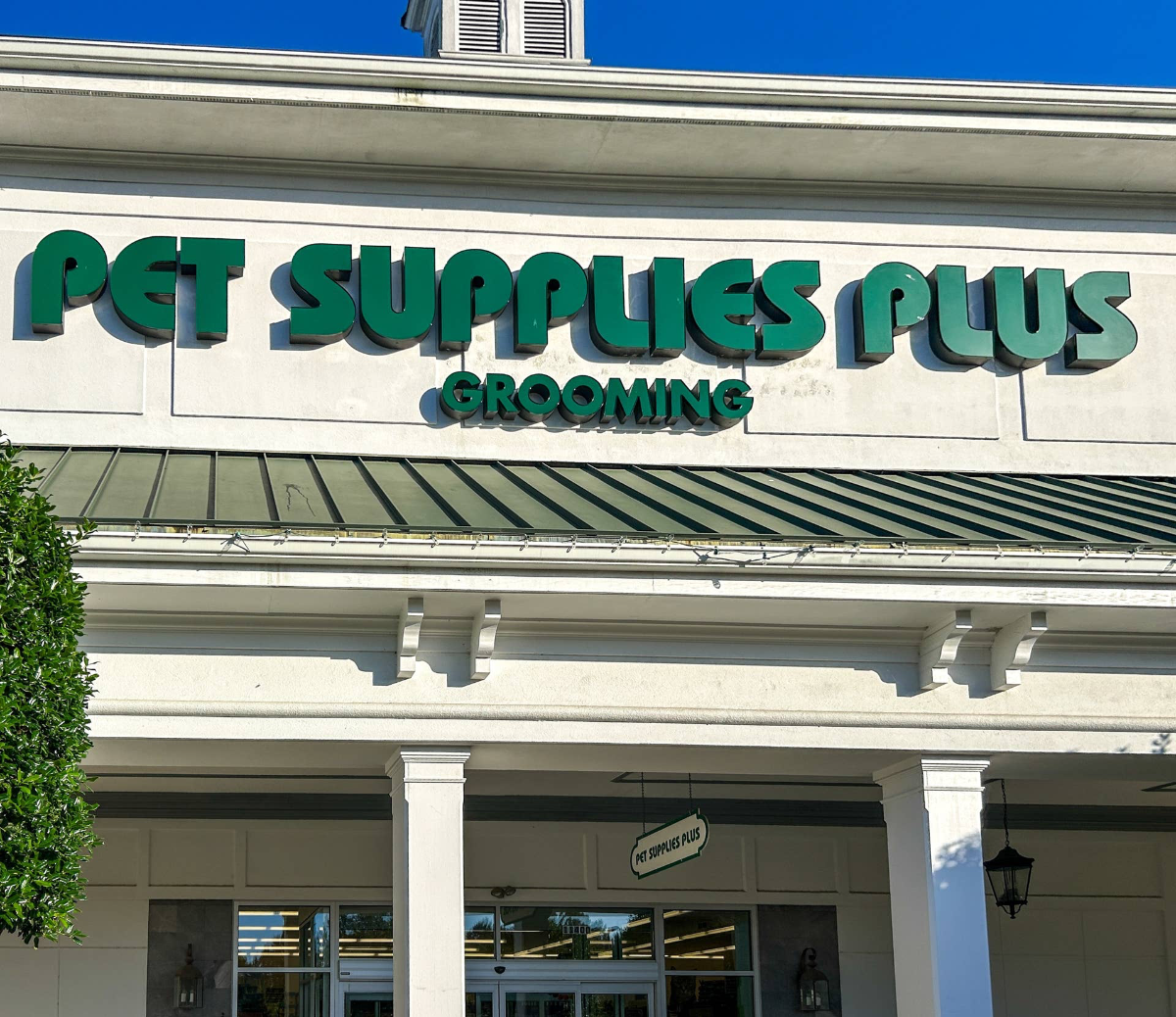 Pet Supplies Plus new outlets