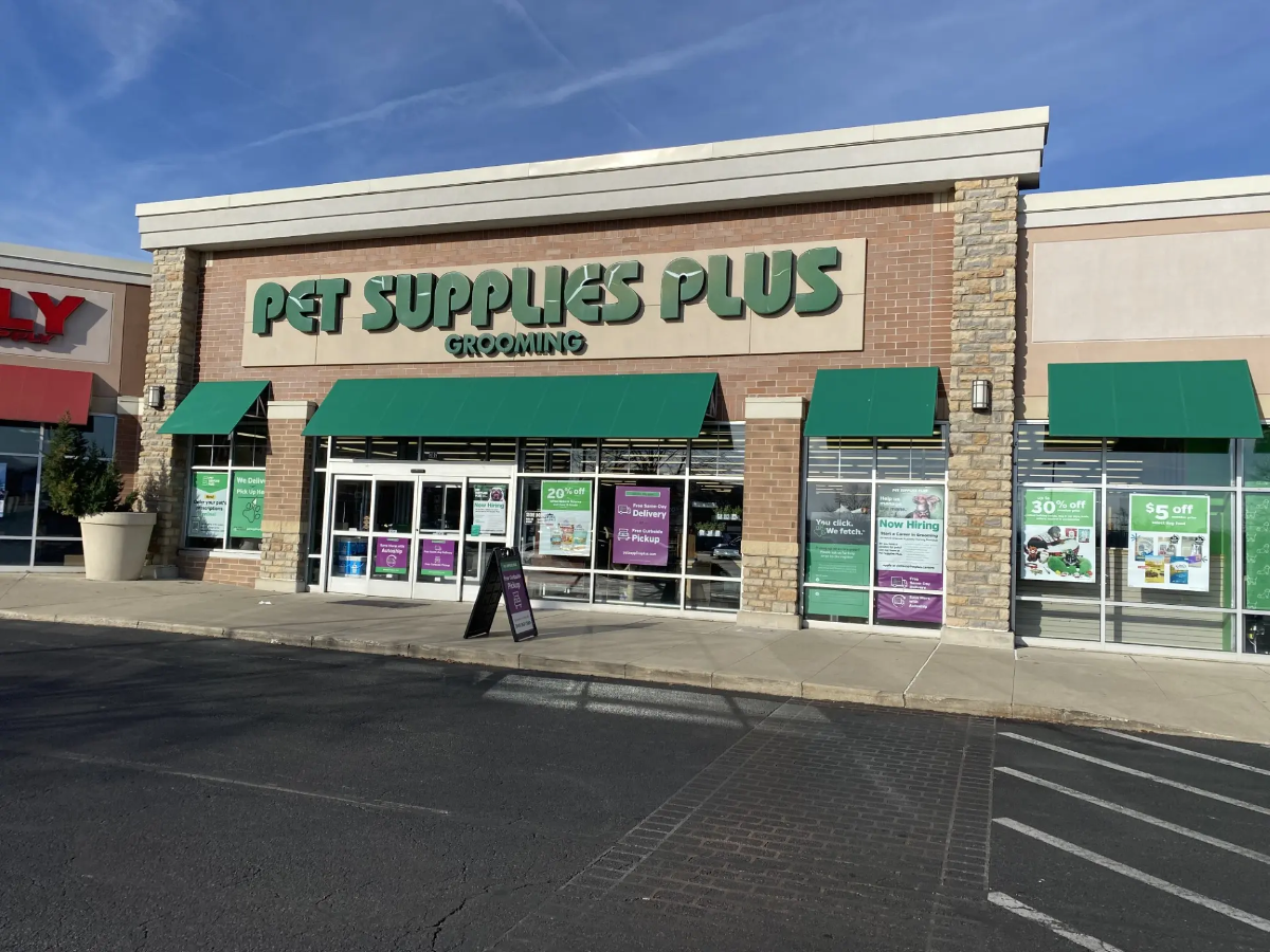 Pet Supplies Plus new outlets