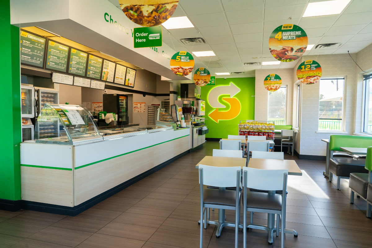 Subway design & decor