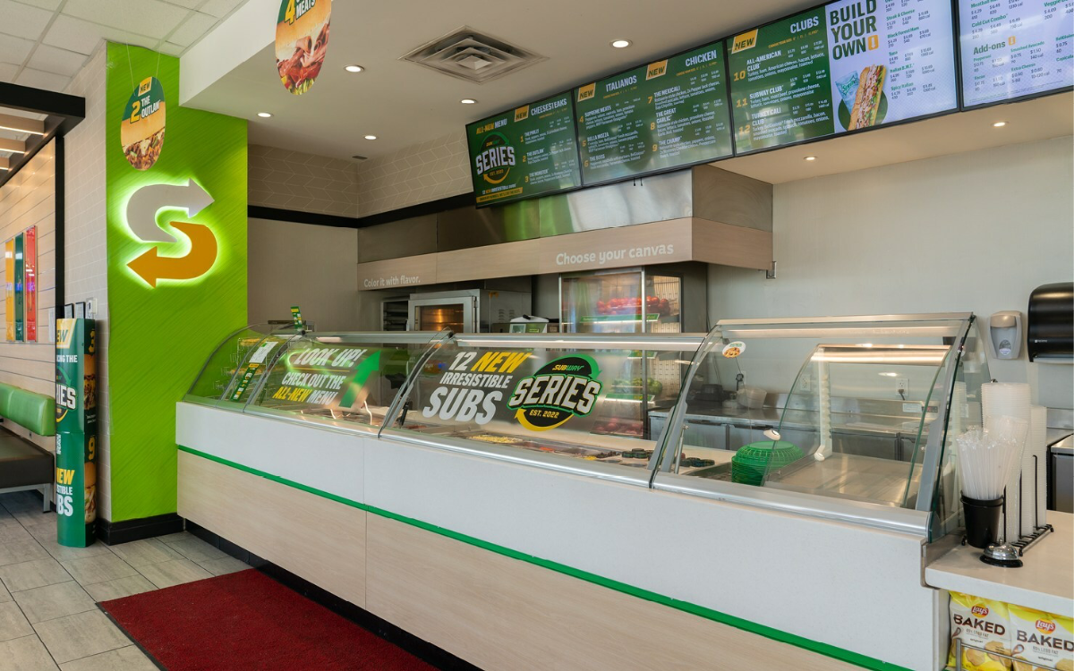 Subway design & decor