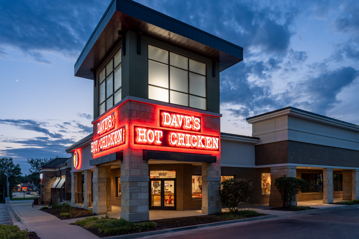 Dave's Hot Chicken new outlets