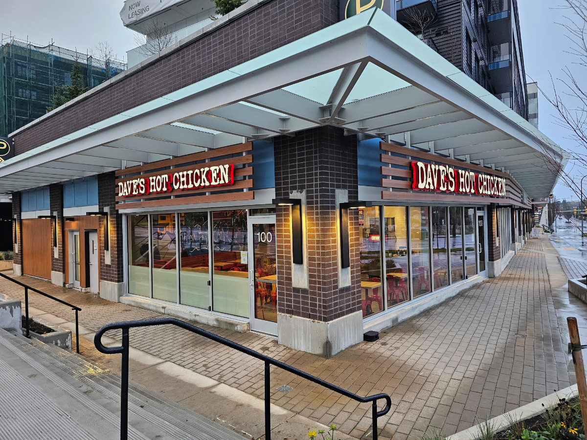 Dave's Hot Chicken new outlets