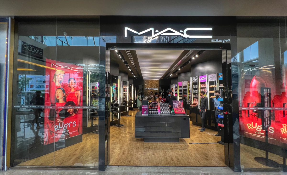 MAC Cosmetics new outlets