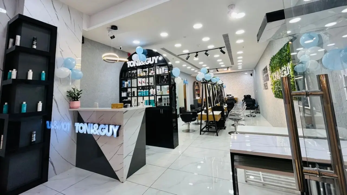 Toni & Guy design & decor