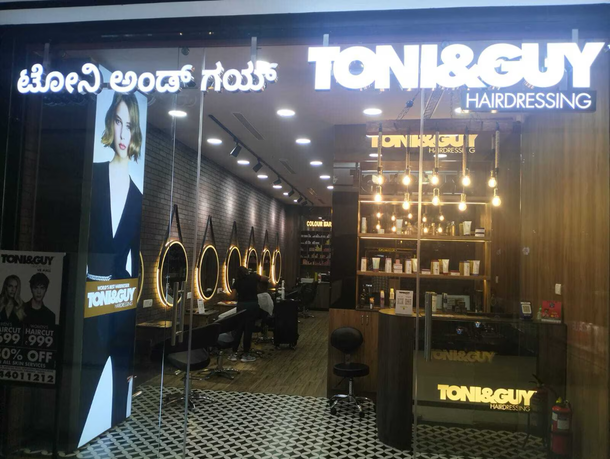 Toni & Guy design & decor