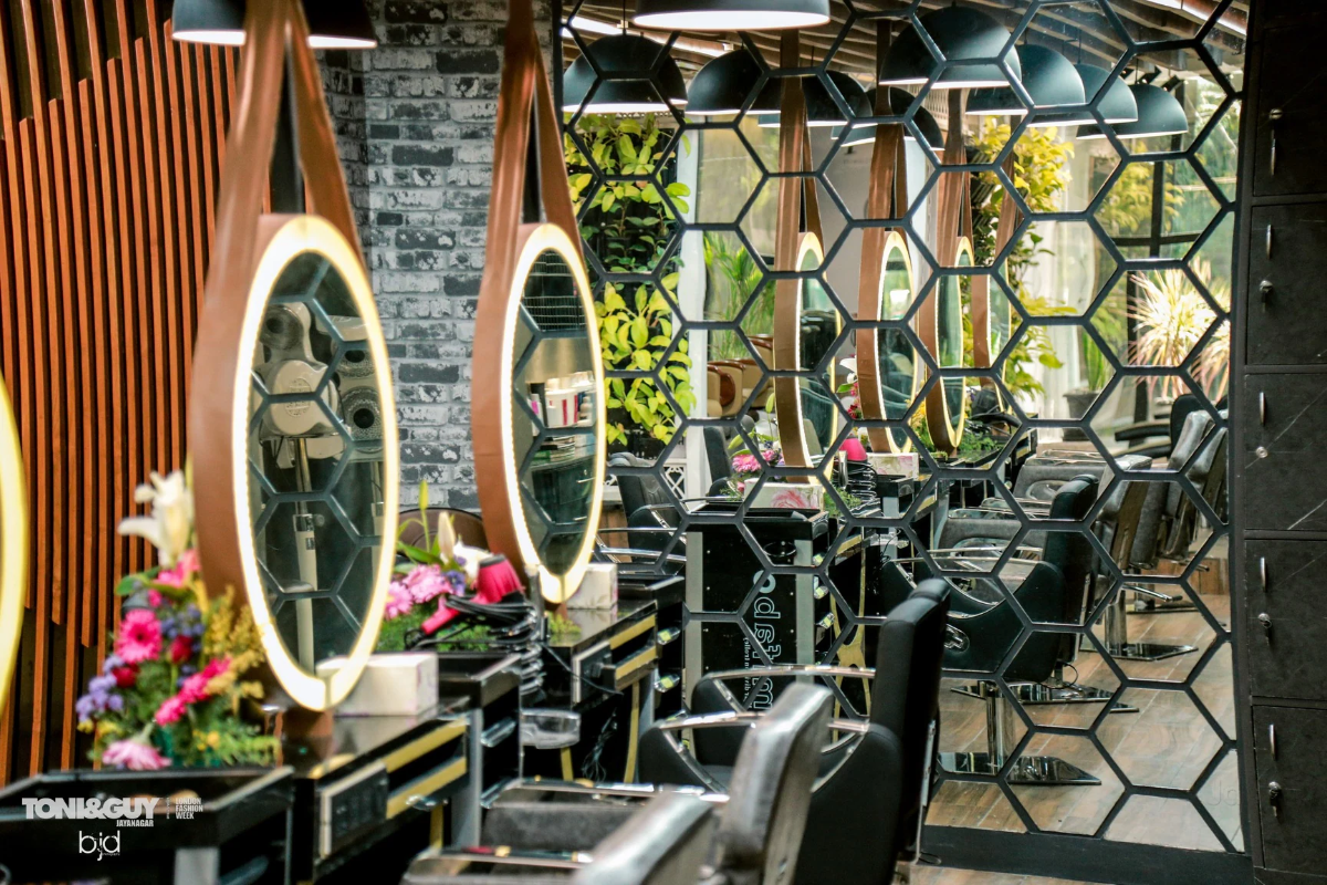 Toni & Guy design & decor