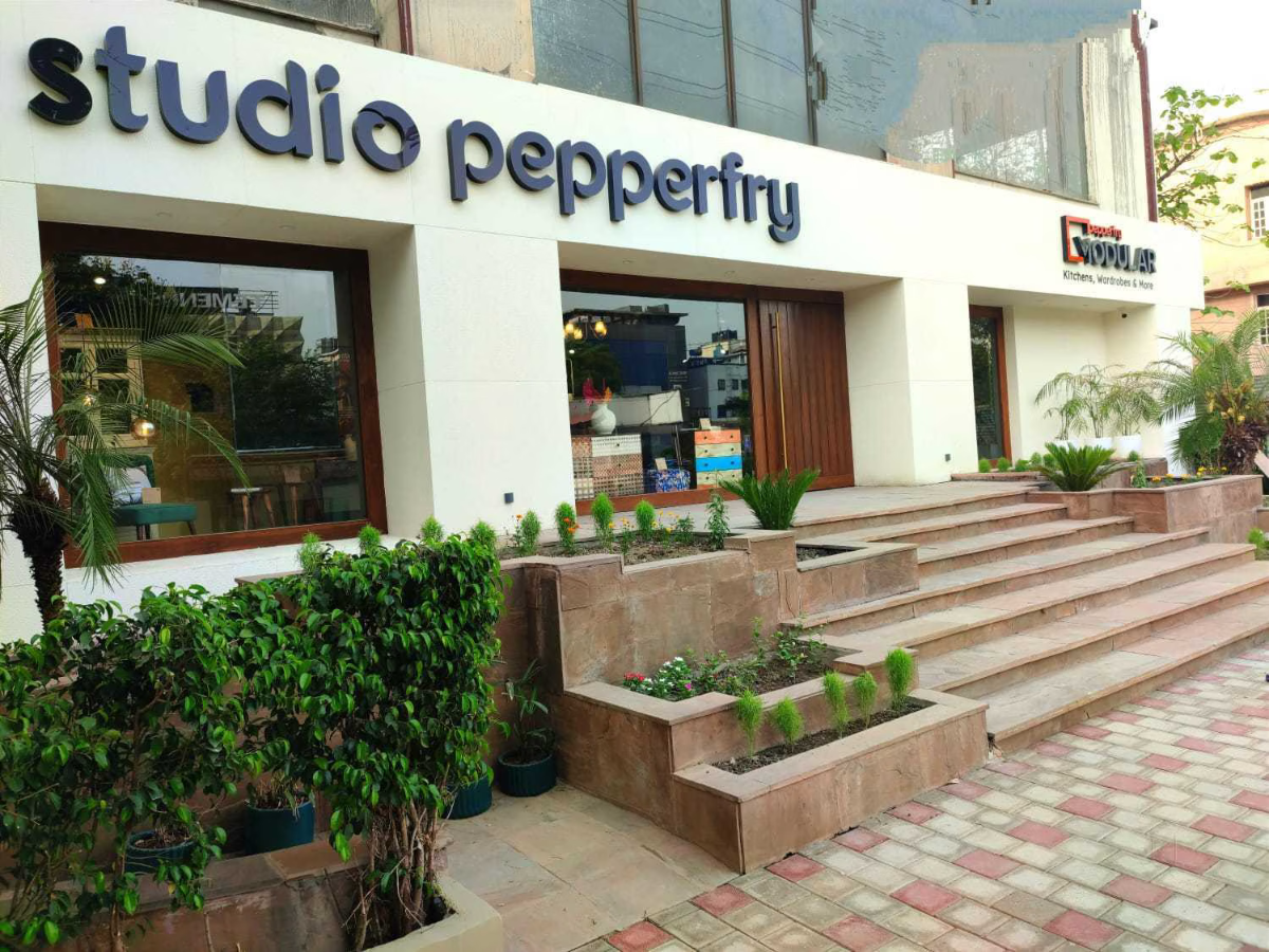 Pepperfry new outlets