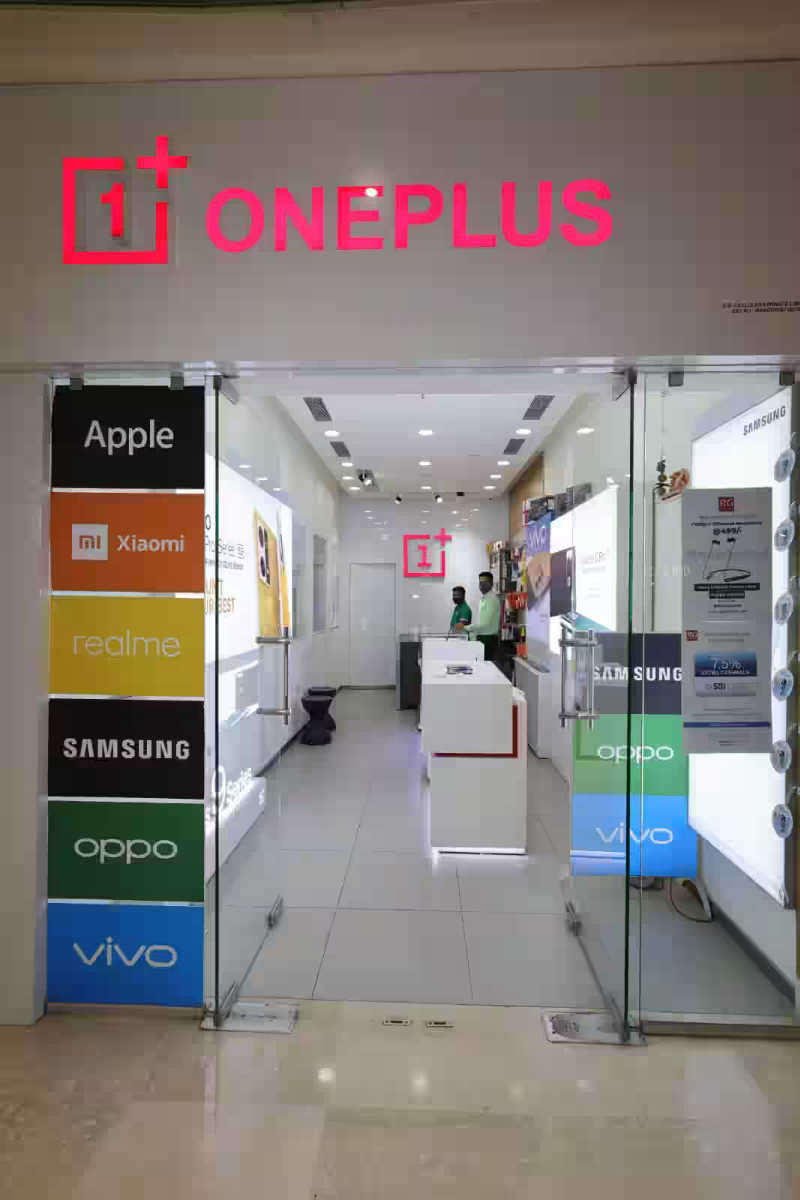 OnePlus new outlets