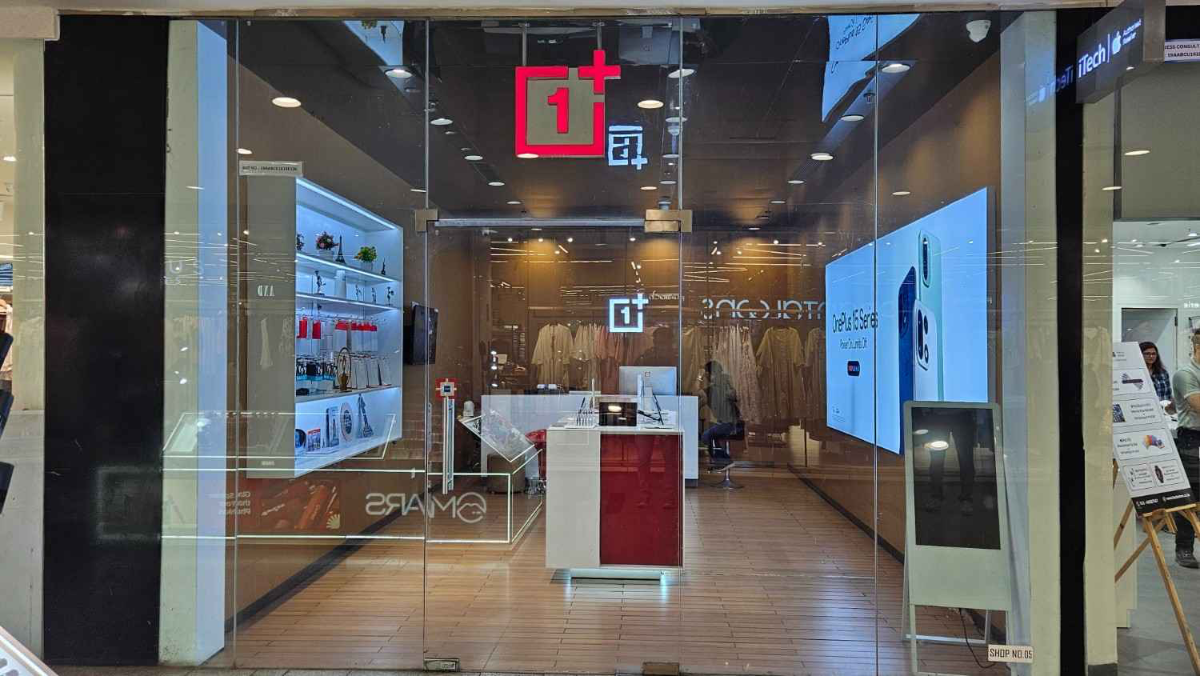 OnePlus new outlets