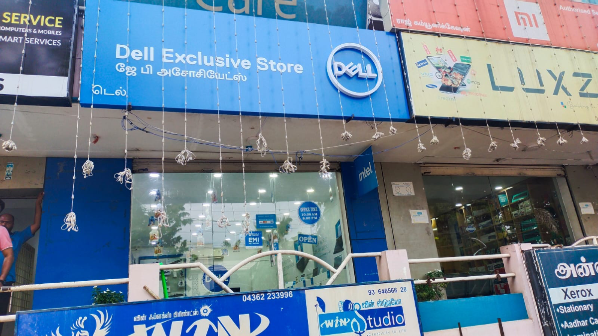 Dell new outlets