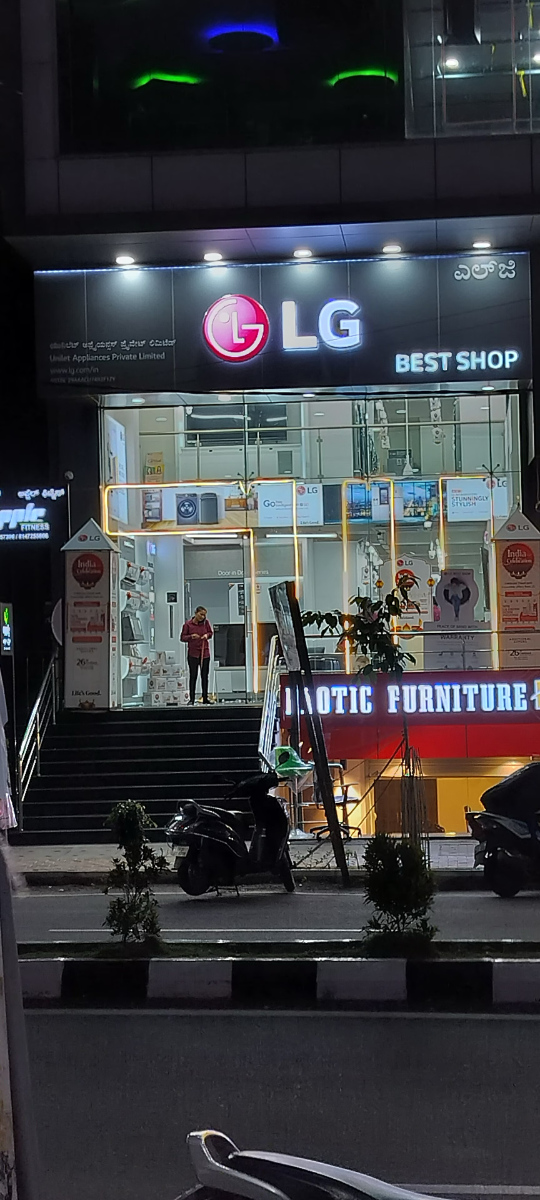 LG Electronics new outlets