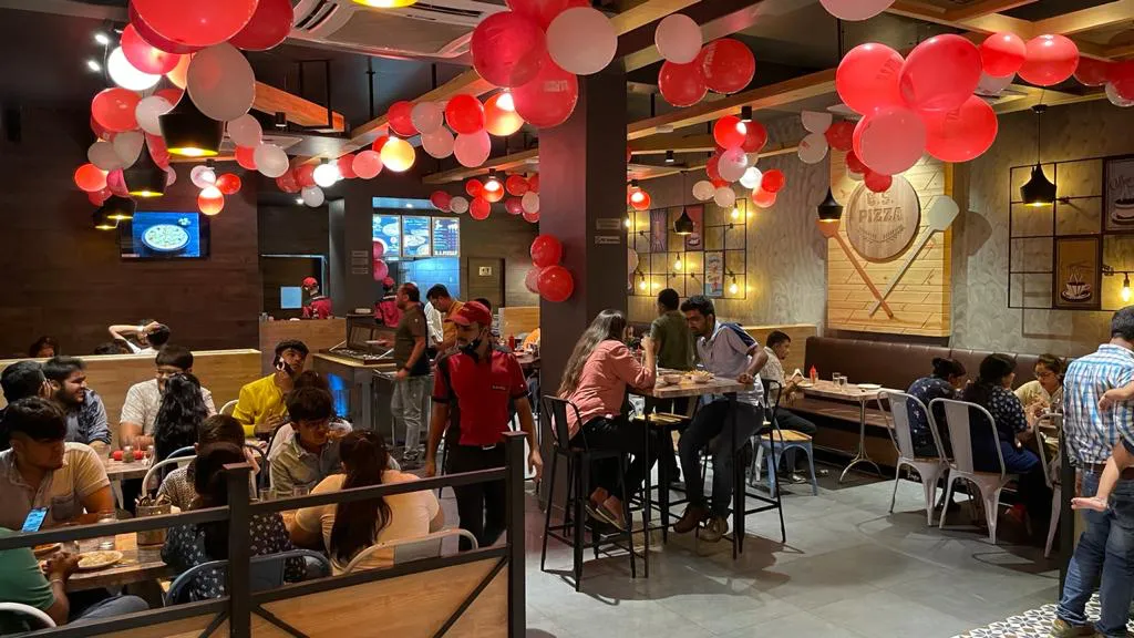 U.S.Pizza new outlets