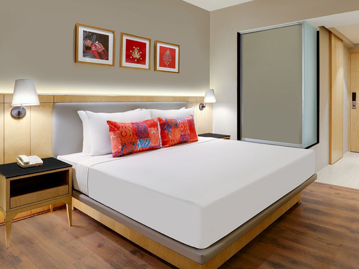 Lemon Tree Hotels product images