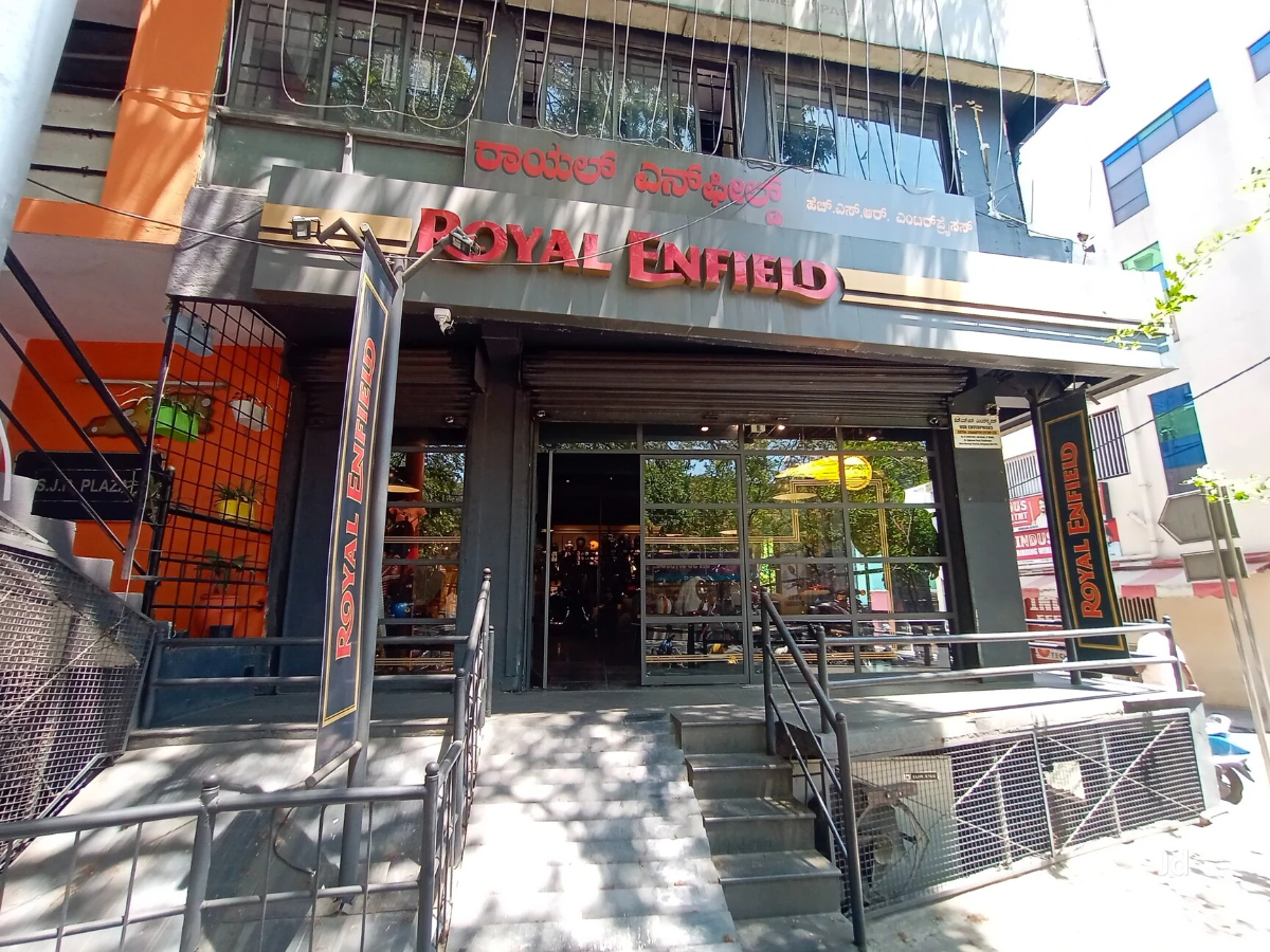 Royal Enfield new outlets