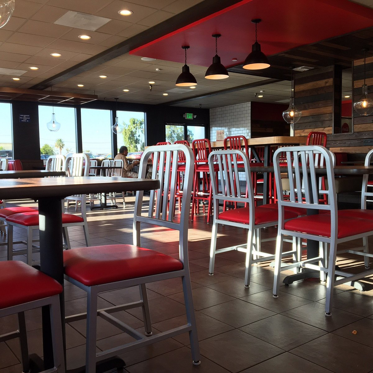 Arby's design & decor