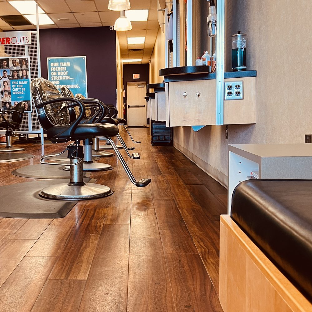 Supercuts design & decor