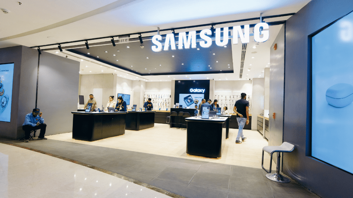 Samsung new outlets