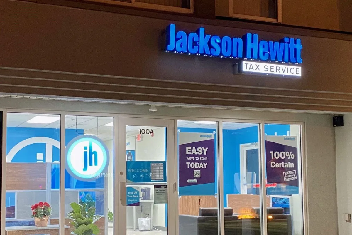 Jackson Hewitt new outlets