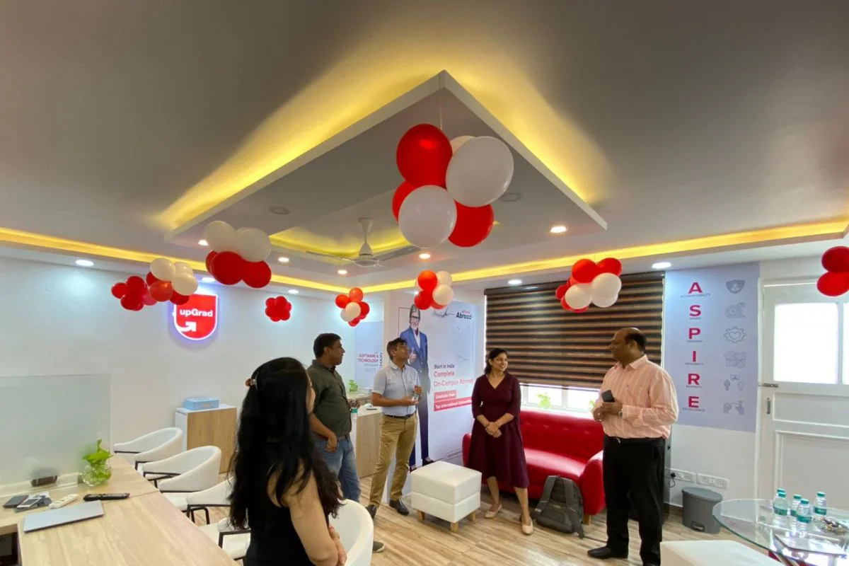 upGrad design & decor