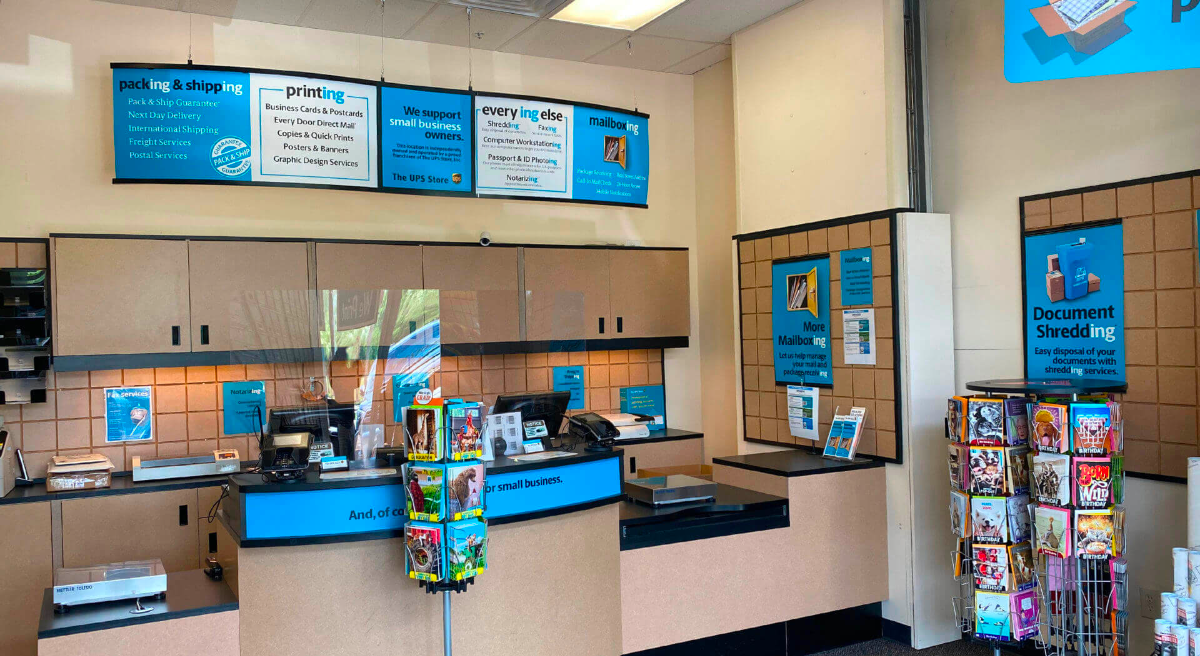 The UPS Store design & decor