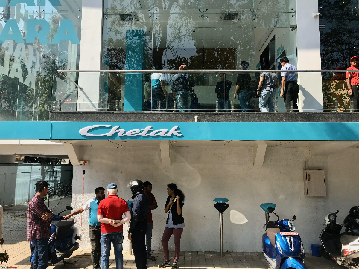 Bajaj Chetak new outlets