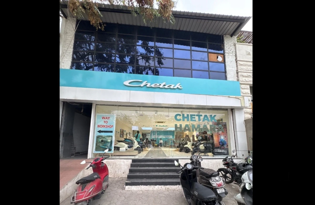 Bajaj Chetak new outlets