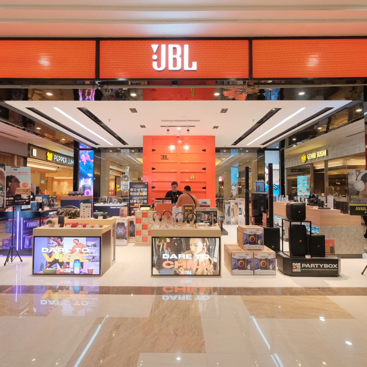JBL new outlets