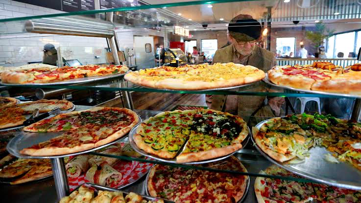 Marco's Pizza design & decor