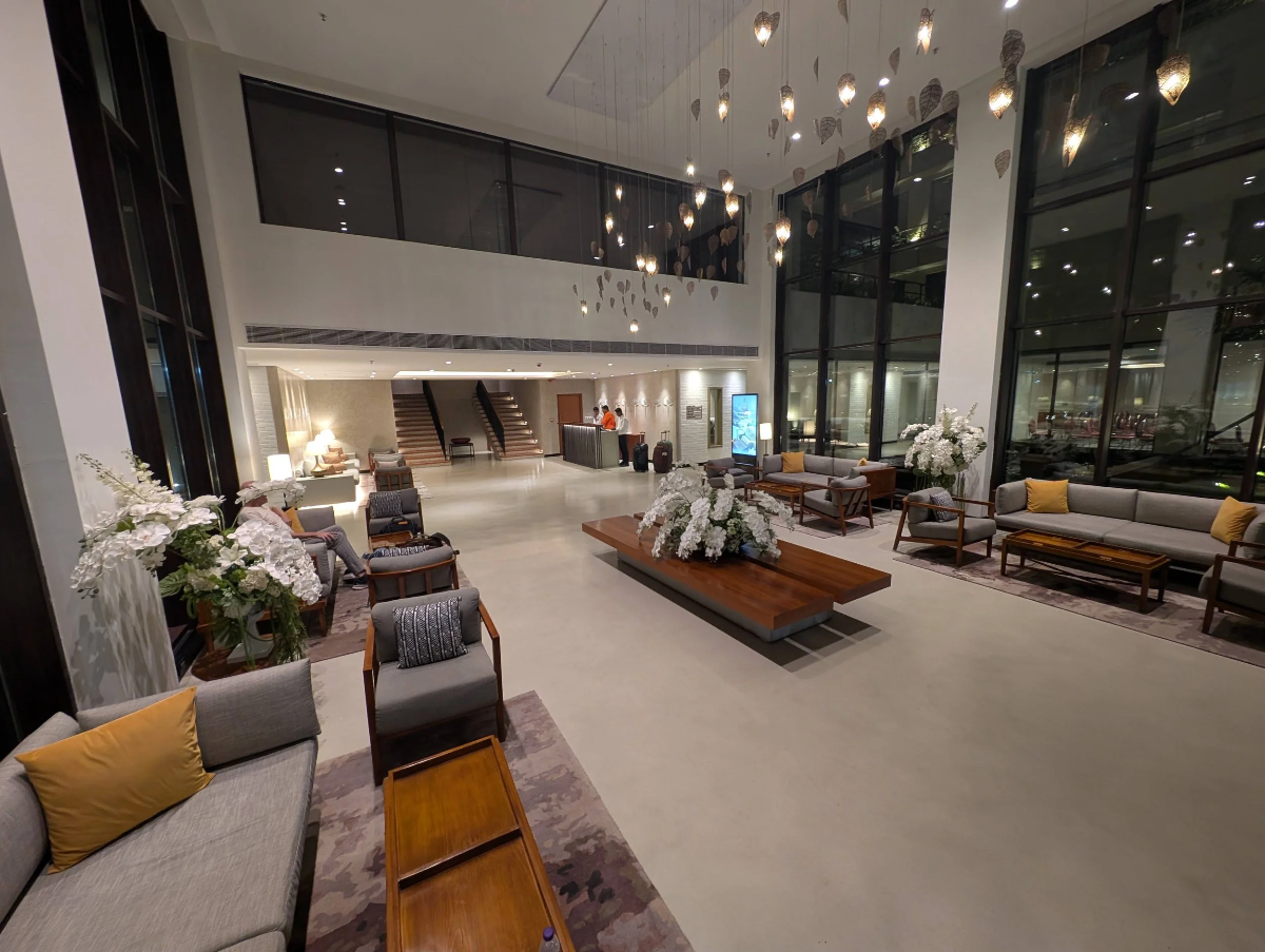 Hyatt design & decor