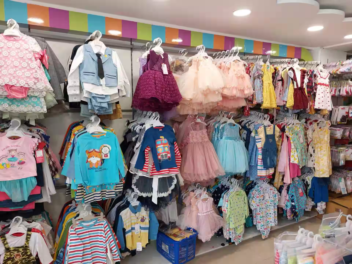 FirstCry product images