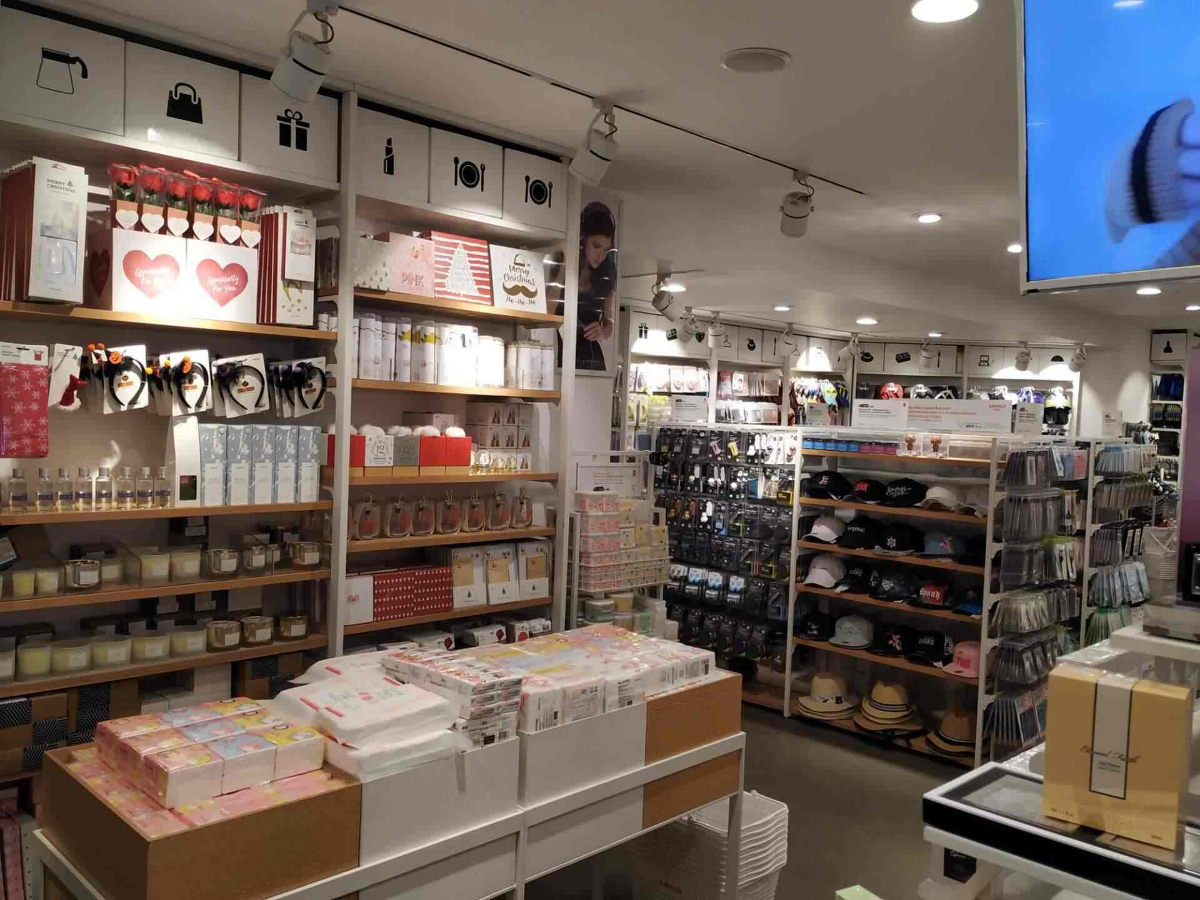 Miniso design & decor