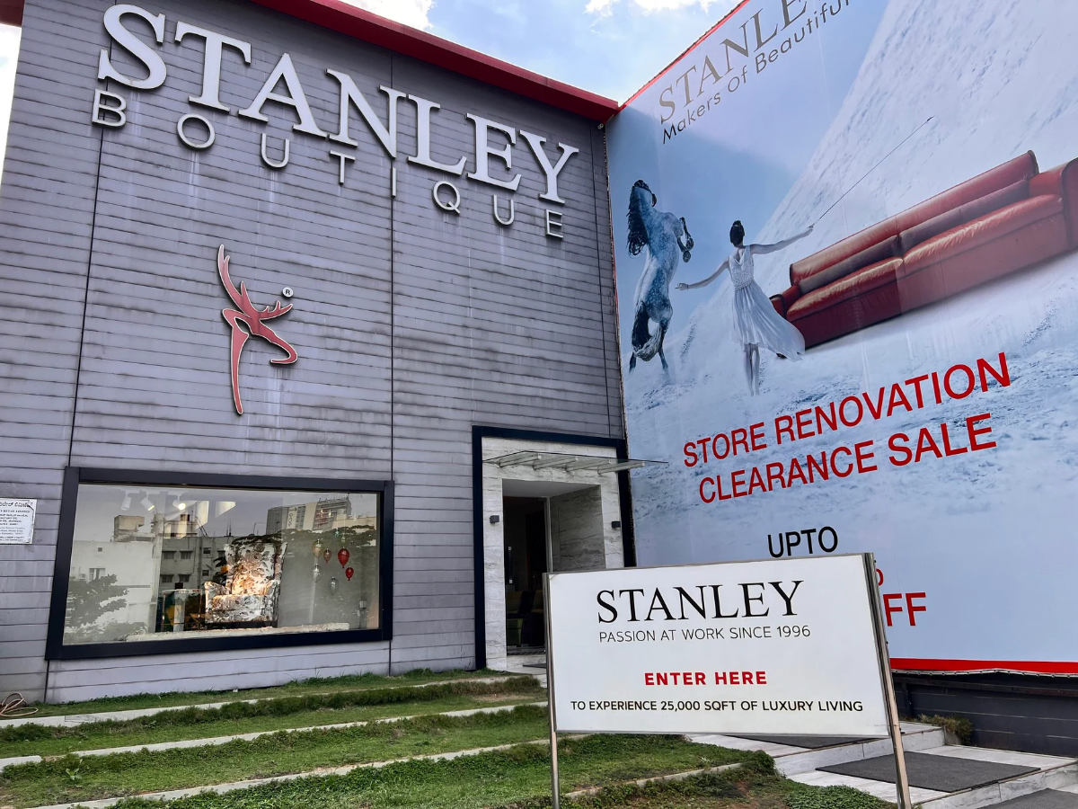 Stanley Sofas new outlets