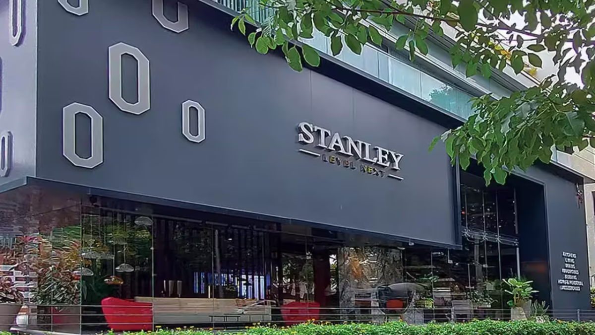 Stanley Sofas new outlets