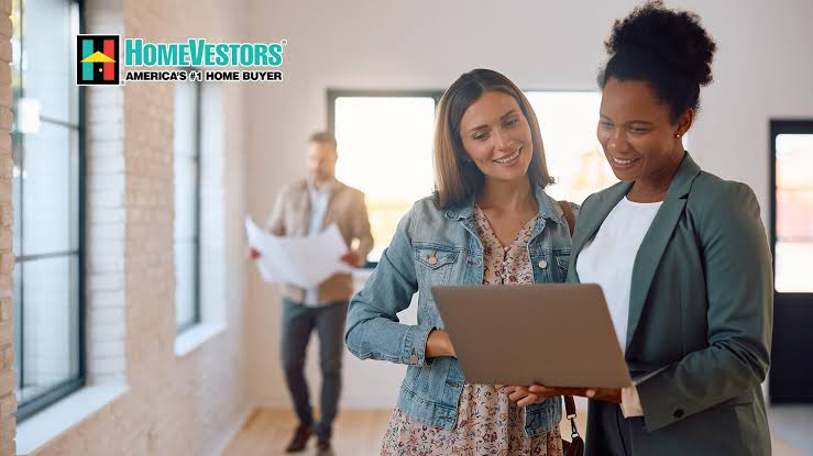 HomeVestors design & decor