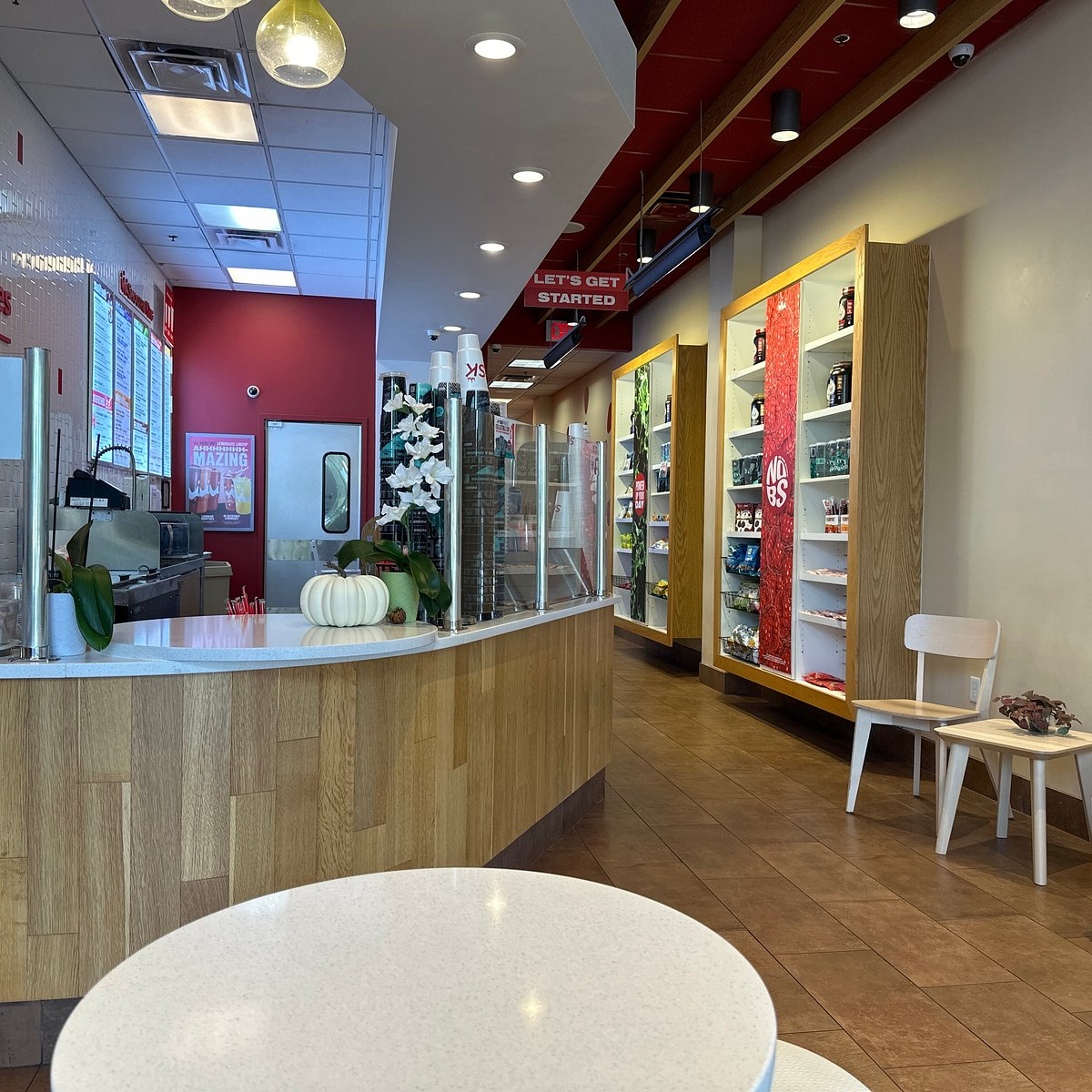 Smoothie King design & decor