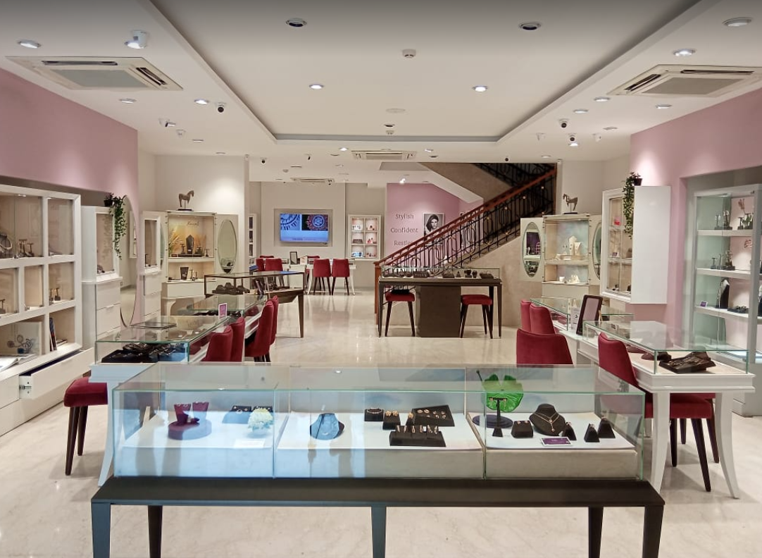 CaratLane design & decor