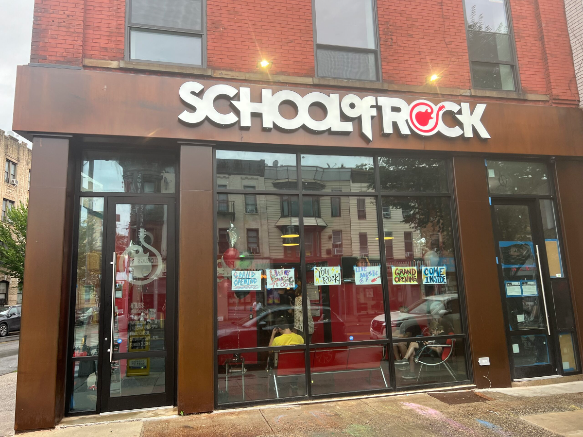 School of Rock new outlets