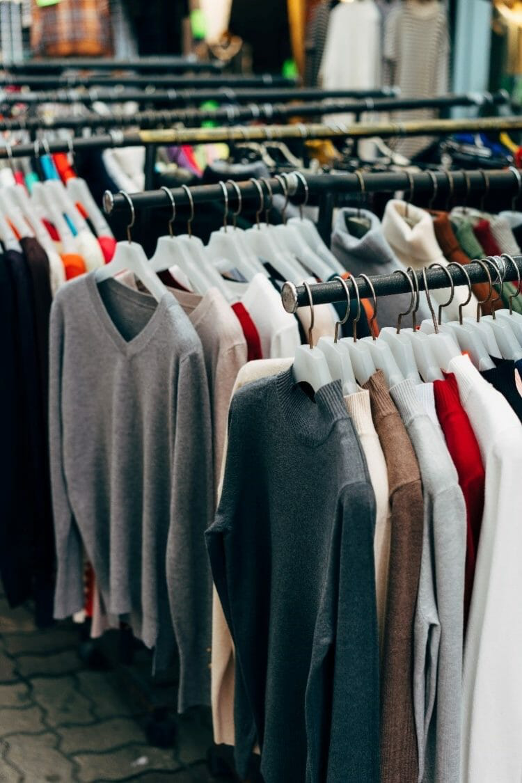 Plato's Closet design & decor