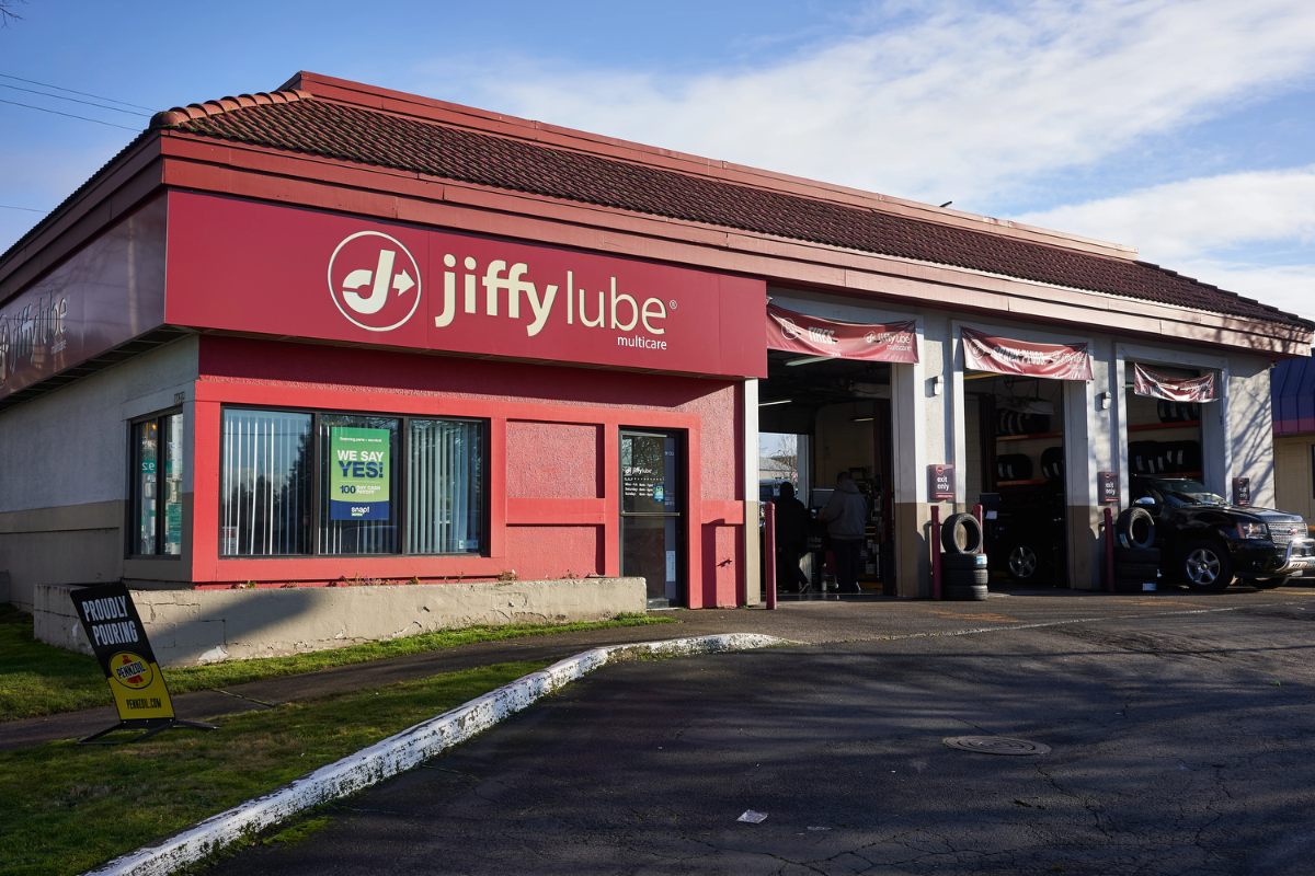 Jiffy Lube new outlets
